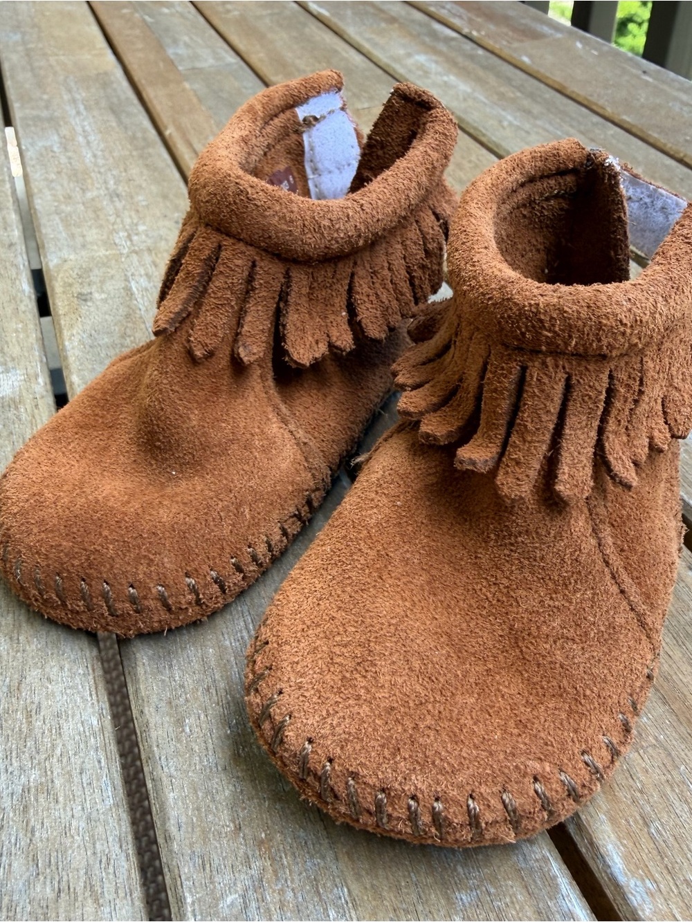 Minnetonka Chestnut Suede Fringe Baby Moccasins